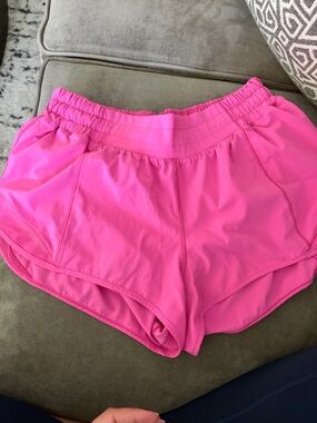 Lululemon hotty hot Women's Athletic Shorts - Hot Pink